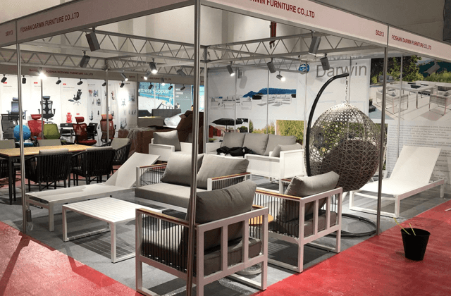 दुबई में बूथ